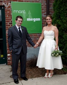 528742_429068130506363_535275467_n